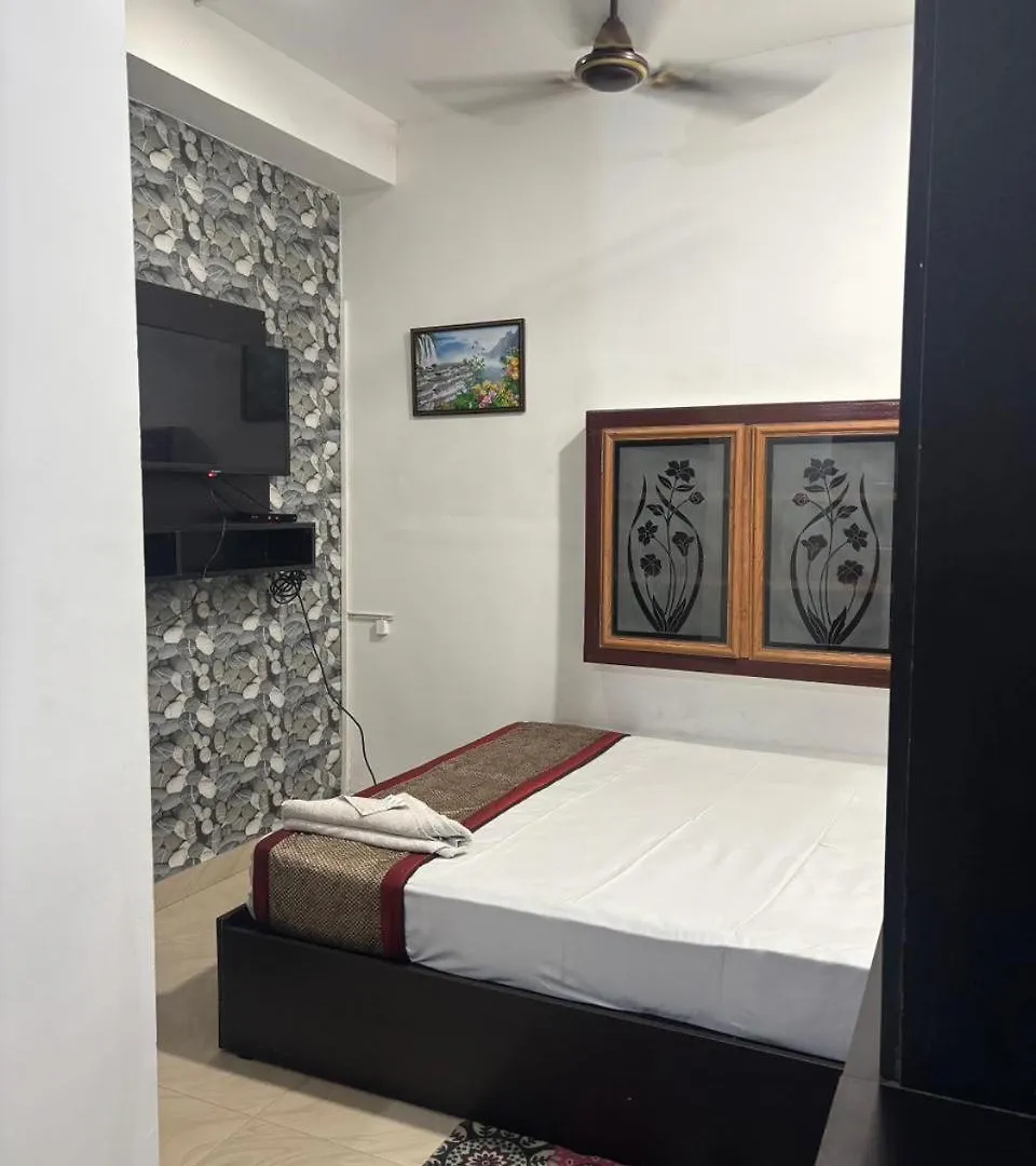 Bed & Breakfast Hotel Sea View In Vypin