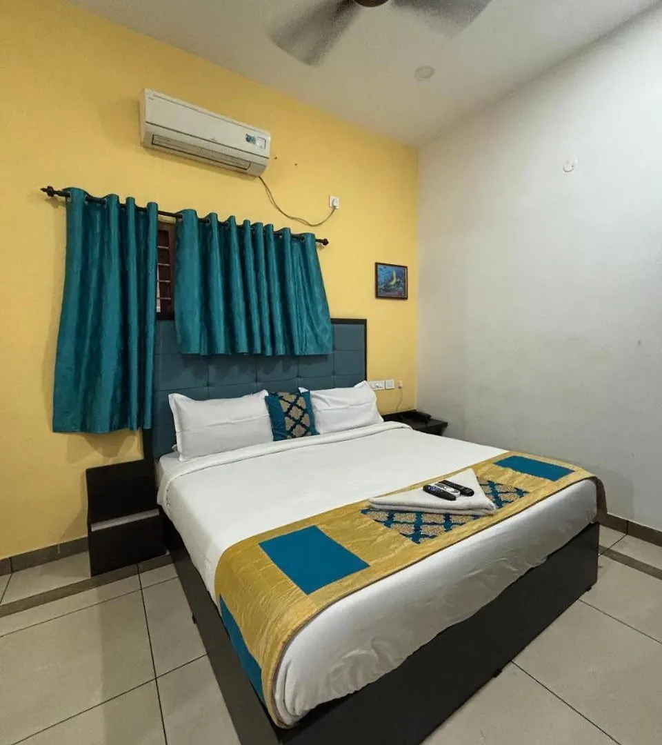 Bed & Breakfast Hotel Sea View In Vypin India