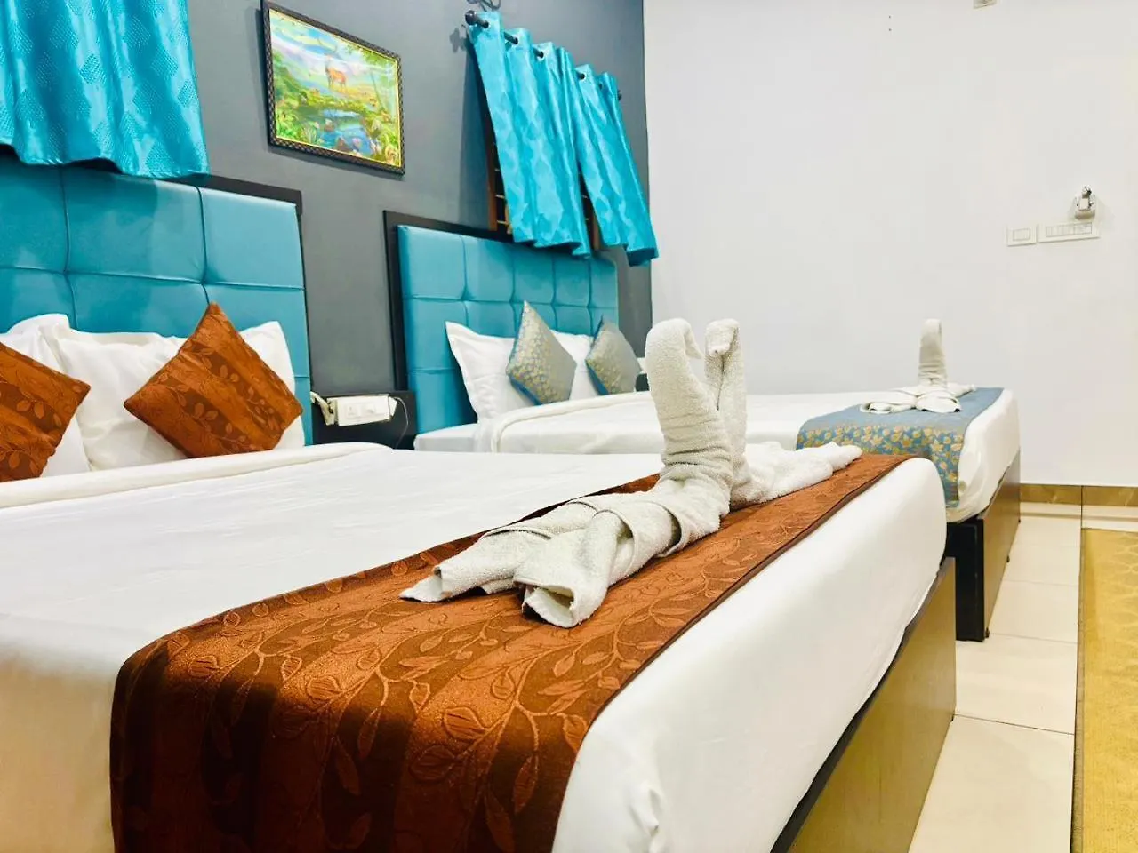 Hotel Sea View In Vypin Bed & Breakfast